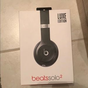 Beats solo 2 wired headphones